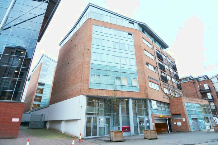 1 Bedroom Apartment To Rent In Skerne Road, Kingston Upon Thames, Surrey, Uk, KT2