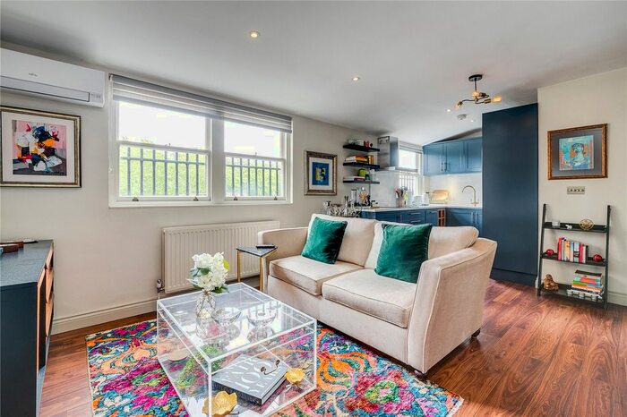 1 Bedroom Flat To Rent In Chiltern Street, London, W1U