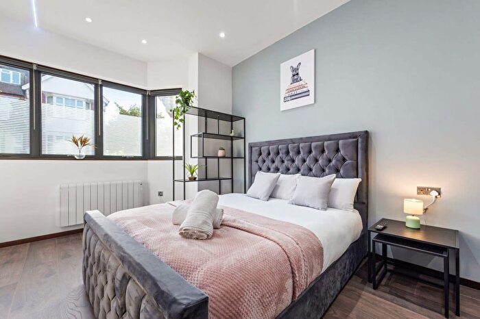 1 Bedroom Flat To Rent In Golders Green, NW11