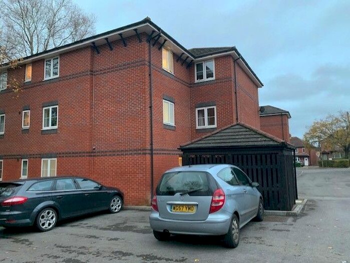 2 Bedroom Flat To Rent In Wildern Court, Hedge End, Southampton, SO30