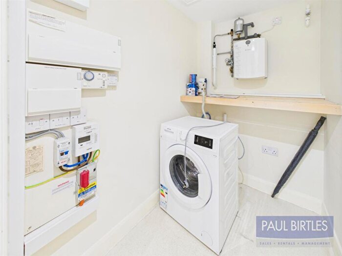 1 Bedroom Retirement Property To Rent In Moorside Road, Urmston, M41