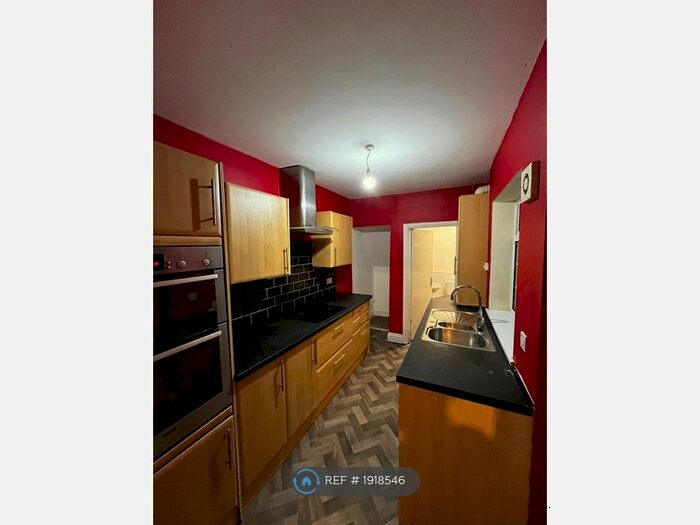 2 Bedroom Flat To Rent In Frobisher Street, Hebburn, NE31