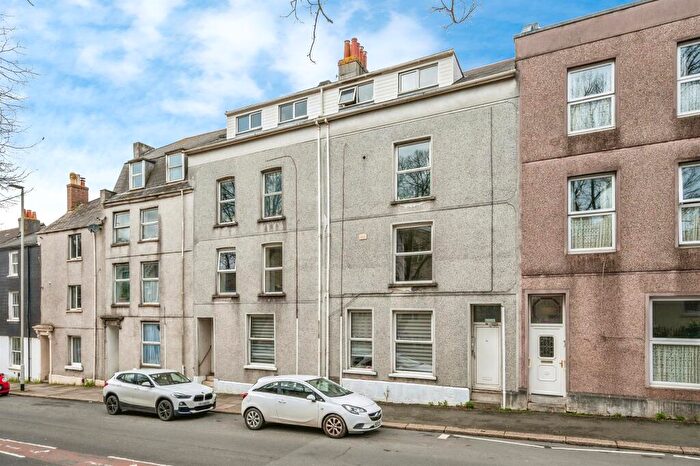 2 Bedroom Flat For Sale In Albert Road, Plymouth, PL2