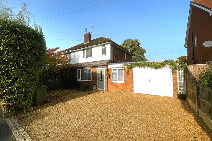 3 Bedroom Semi Detached House For Sale In Warwick Road, Ash Vale, Surrey, GU12