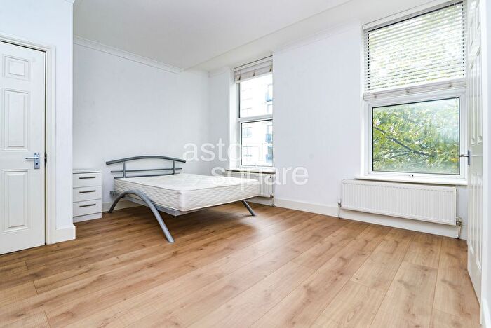 5 Bedroom Flat To Rent In Kilburn High Road, London, NW6