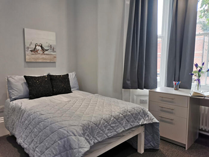 1 Bedroom Flat To Rent In Ethelbert Road, Canterbury, CT1