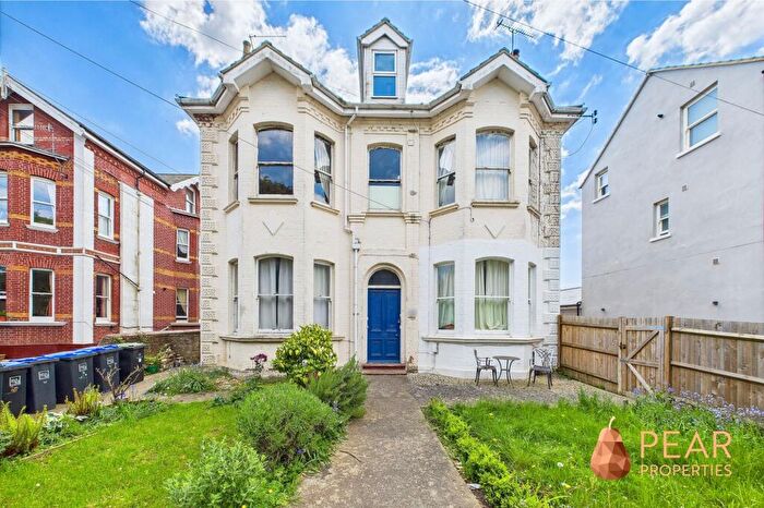 2 Bedroom Maisonette For Sale In Park Road, Worthing, BN11