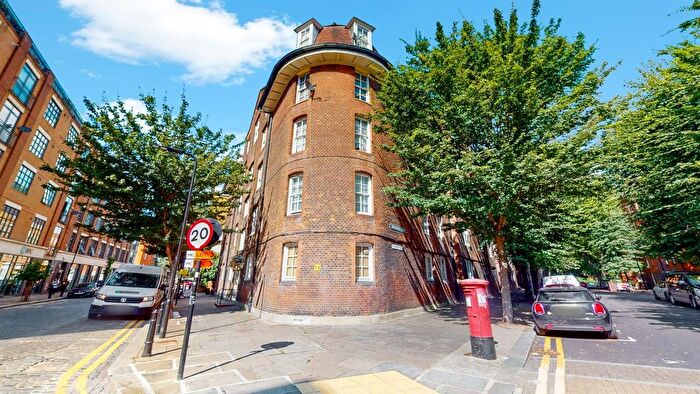 2 Bedroom Flat To Rent In Wargrave House, Arnolrd Circus, Navarre Street, Shoreditch, E2