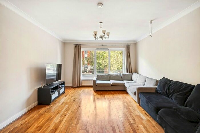 3 Bedroom Flat To Rent In Montrose Court, Princes Gate, SW7