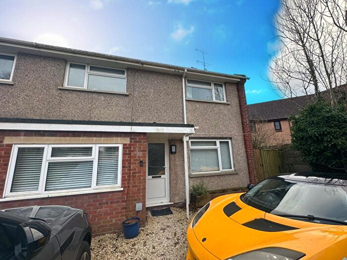 3 Bedroom House To Rent In Heathfield, Chippenham, SN15