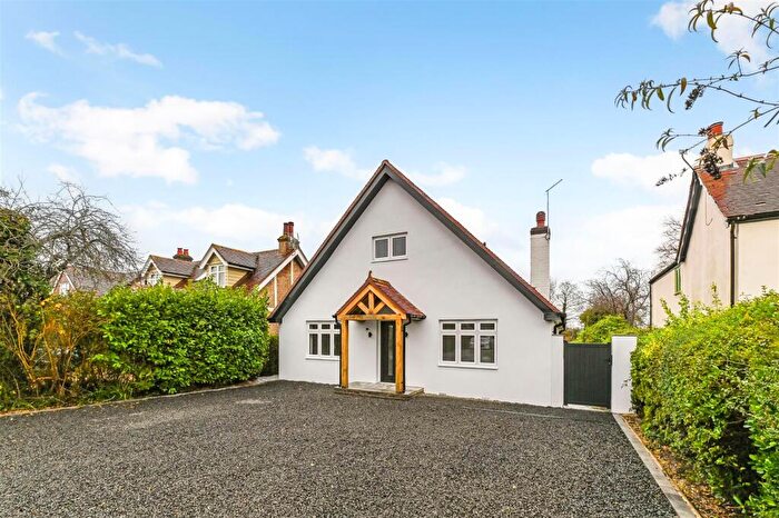 4 Bedroom Detached House To Rent In Downview Road, Barnham, PO22