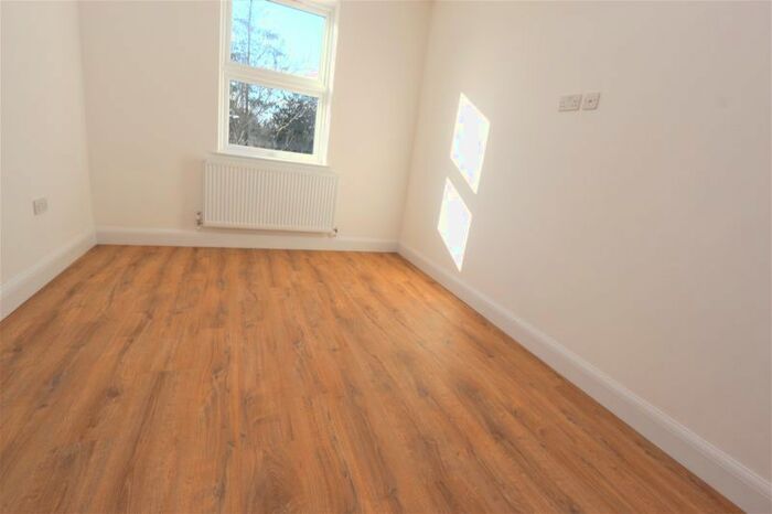 Property To Rent In Hertford Road, Enfield, EN3