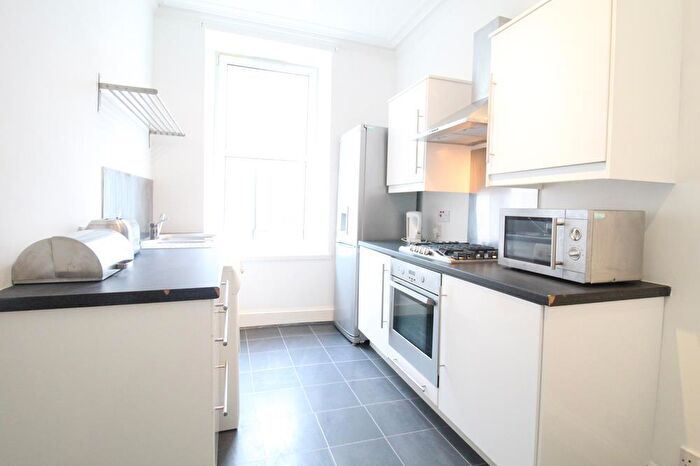 1 Bedroom Flat To Rent In Fraser Street, First Floor Left, AB25