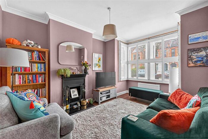 2 Bedroom Flat For Sale In Carr Road, Walthamstow, London, E17