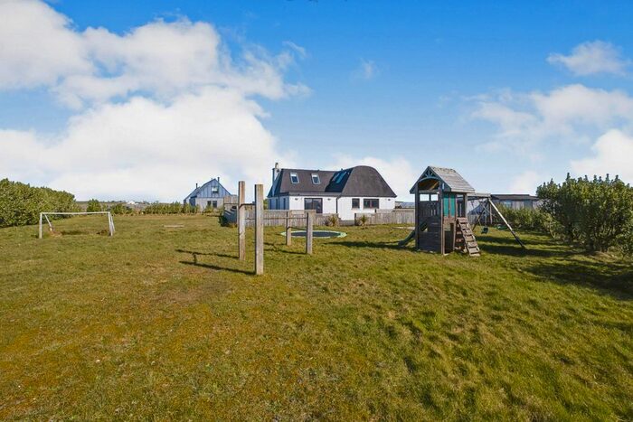 5 Bedroom Detached House For Sale In Crossapol, Isle Of Tiree, PA77