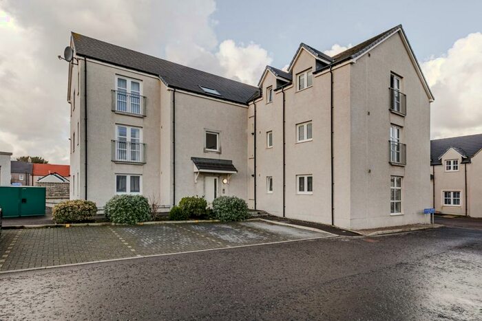 2 Bedroom Flat For Sale In Wellington Terrace, Cove, Aberdeen, AB12