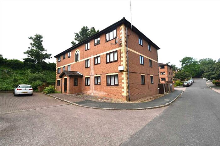 2 Bedroom Apartment To Rent In Winston Close, Greenhithe, DA9