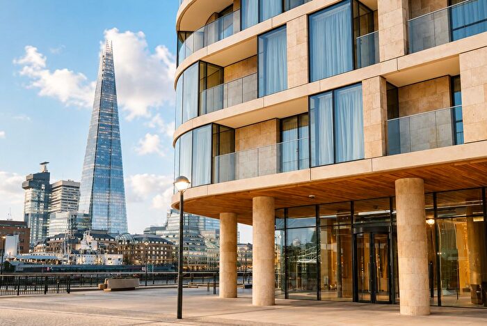 1 Bedroom Studio To Rent In Lower Thames Street, London, EC3R