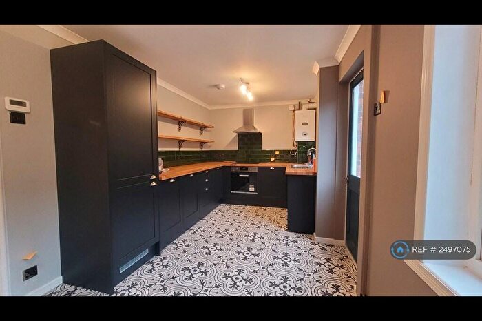 3 Bedroom Semi-Detached House To Rent In Bevan Close, Southampton, SO19