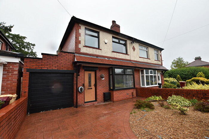 3 Bedroom Semi-Detached House To Rent In Avondale Road, Farnworth, Bolton, BL4
