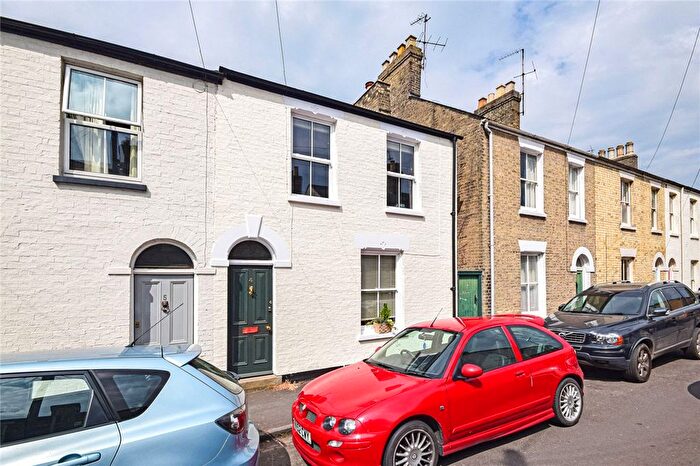 2 Bedroom Terraced House To Rent In Derby Street, Cambridge, CB3
