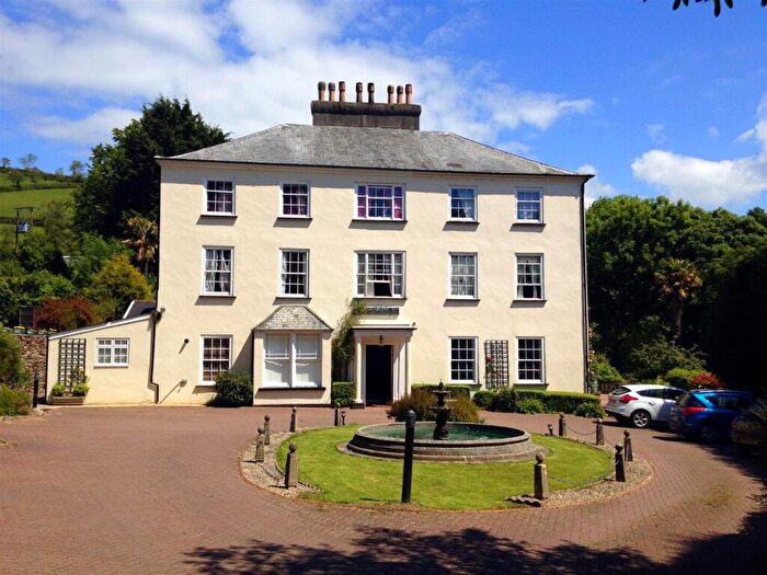 2 Bedroom Flat To Rent In Buzzacott Manor, Combe Martin, Devon, EX34