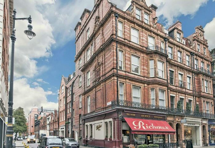 2 Bedroom Flat To Rent In South Audley Street, London, W1K