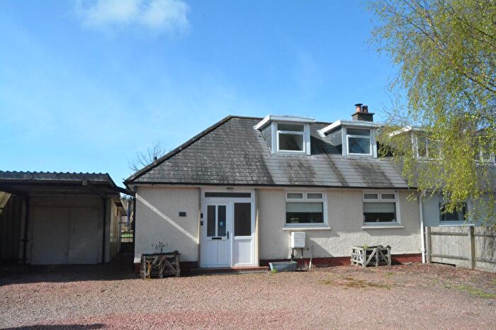 3 Bedroom Semi-Detached Bungalow For Sale In Stirling Road, Larbert, FK5