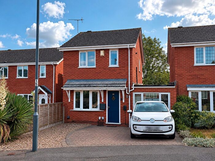 2 Bedroom Link Detached House For Sale In Marleigh Road, Bidford-On-Avon, B50