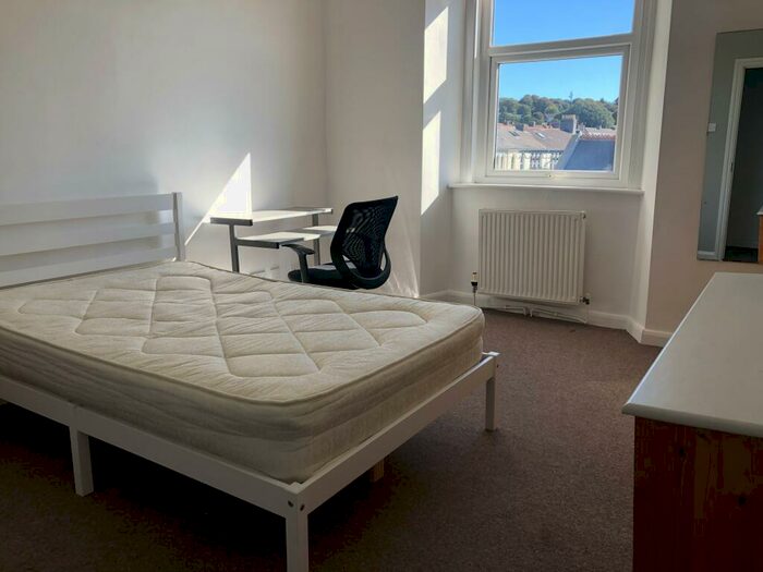 3 Bedroom House To Rent In Mutley Plain, Mutley, Plymouth, PL4