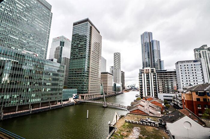 Studio For Sale In Bagshaw Building, Wards Place, London, E14