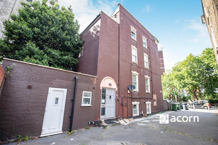 1 Bedroom Flat To Rent In Kennington Lane London, SE11