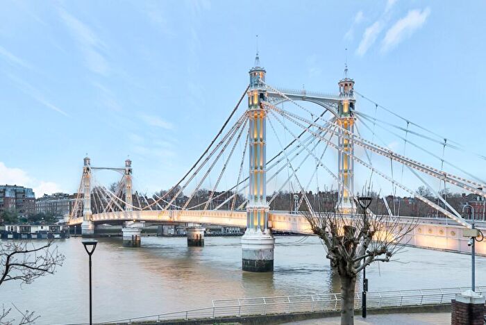 5 Bedroom Flat To Rent In Anhalt Road, London, SW11