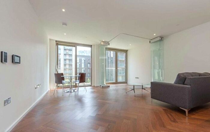 1 Bedroom Apartment To Rent In New Union Square, London, SW11