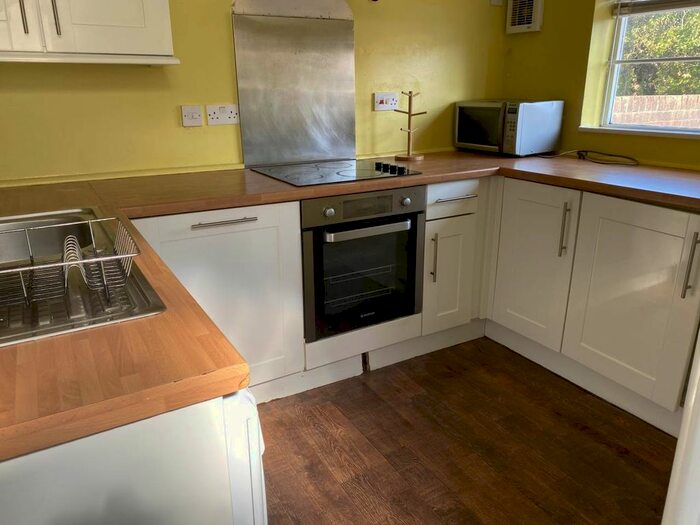 5 Bedroom Terraced House To Rent In Toronto Road, Horfield, Bristol BS7