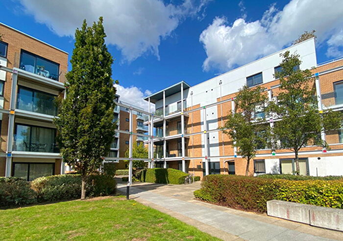2 Bedroom Apartment To Rent In Cromwell Road, Cambridge, Cambridgeshire, CB1