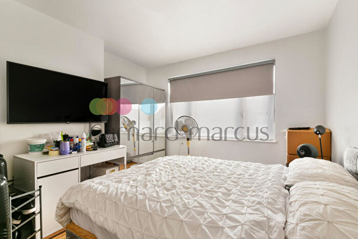 4 Bedroom House To Rent In Curzon Road, Thornton Heath, CR7