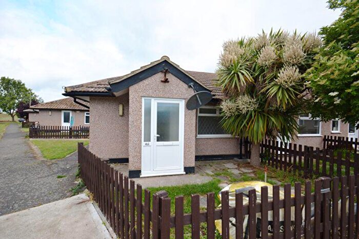 1 Bedroom Bungalow For Sale In The Broadway, Minster, ME12