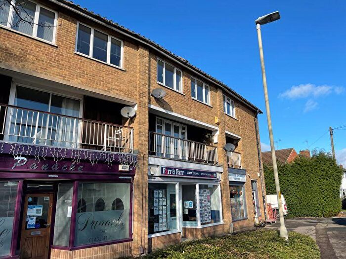 2 Bedroom Flat To Rent In Oxstalls Way, Longlevens, GL2