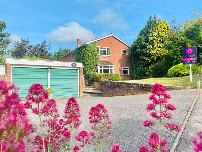 4 Bedroom Detached House For Sale In Crabtree Corner, Ipsden, OX10