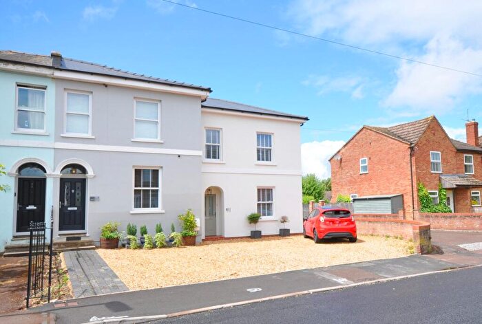3 Bedroom End Of Terrace House To Rent In Granley Road, Cheltenham, GL51