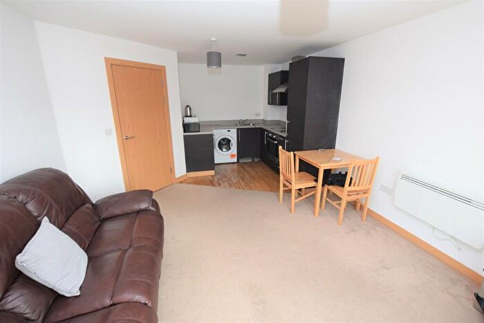1 Bedroom Apartment For Sale In Hawkins Road, Colchester, CO2