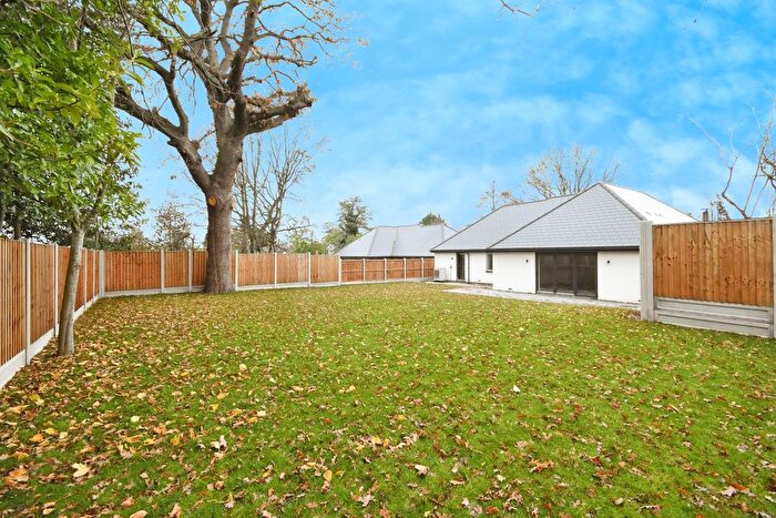 3 Bedroom Detached Bungalow For Sale In Beaufort Gardens, Braintree, CM7