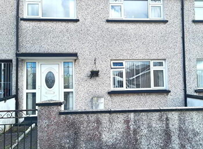 3 Bedroom End Of Terrace House For Sale In Seymour Gardens, L'Derry, BT47