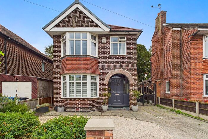 3 Bedroom Detached House For Sale In Marina Drive, Warrington, WA2