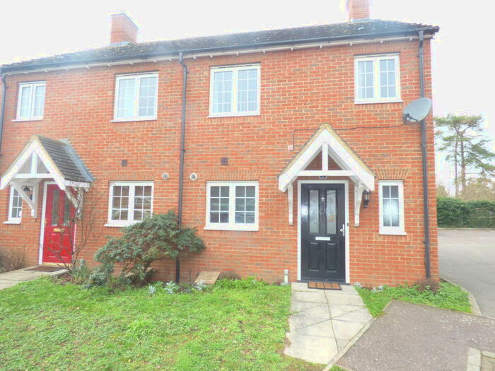 2 Bedroom House To Rent In Lovat Meadows Close, Newport Pagnell, Milton Keynes, MK16