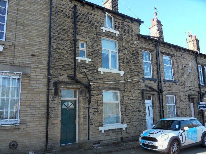 2 Bedroom Terraced House To Rent In Stockhill Road, Greengates, BD10