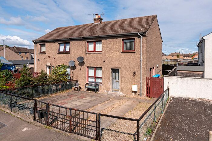 3 Bedroom Semi-Detached House For Sale In North Bank Road, Prestonpans, EH32