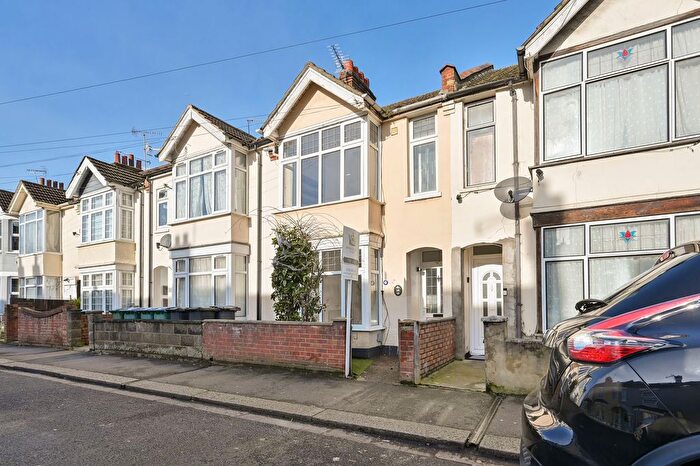 3 Bedroom Terraced House To Rent In Princes Avenue, Watford, WD18