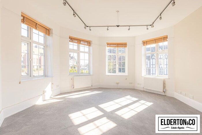3 Bedroom Flat For Sale In Finchley Road, London, NW2